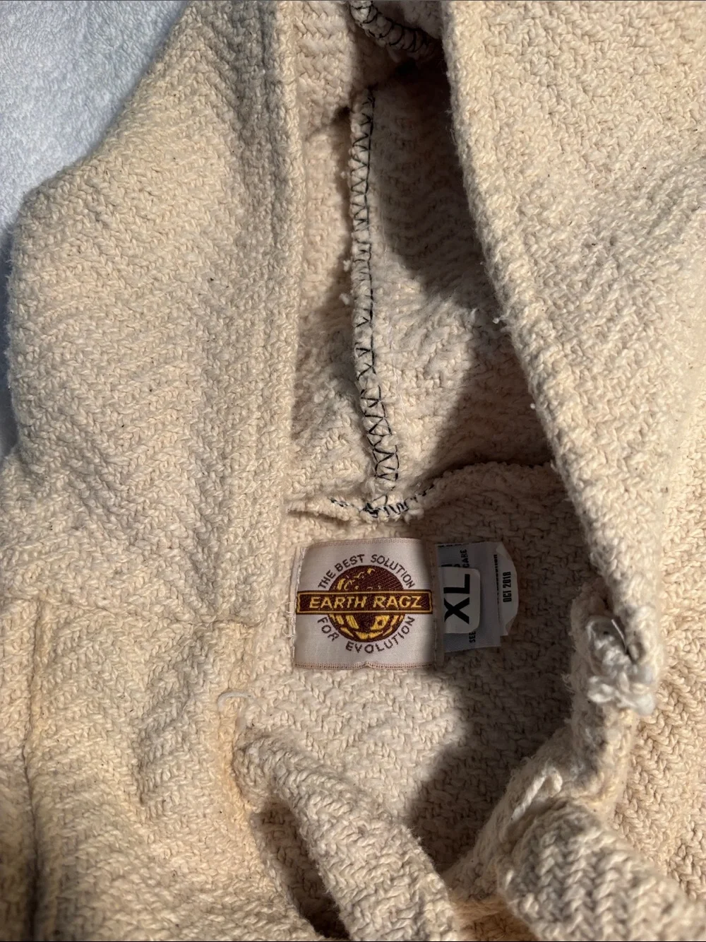 Men's hooded Baja in cream